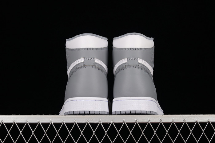 air jordan 1 high og “stealth” 555088-037