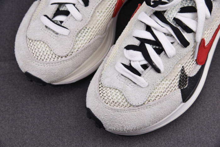 nike vaporwaffle sacai sport fuchsia game royal cv1363-100