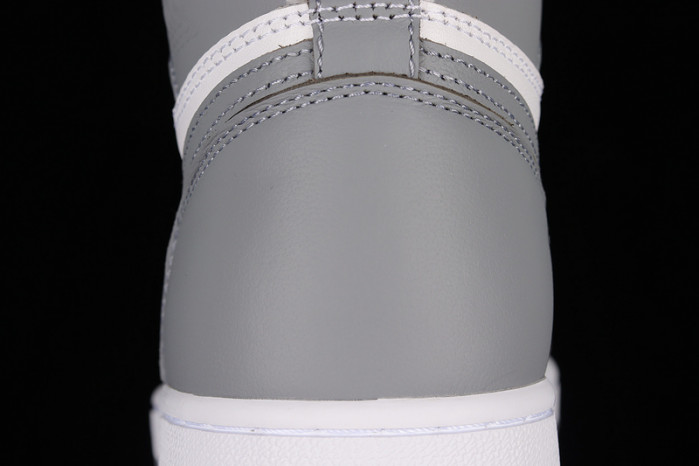 air jordan 1 high og “stealth” 555088-037