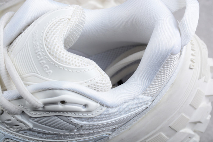 Ba*len*cia*ga defender rubber platform sneakers w1rb31201