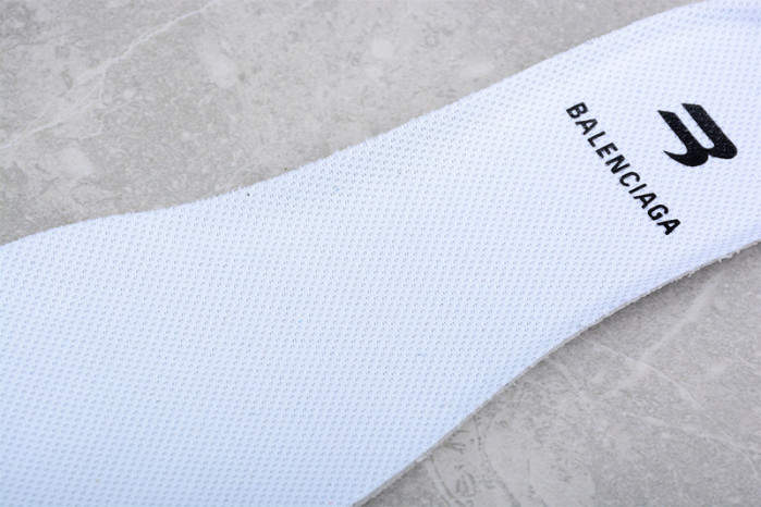 Ba*len*cia*ga defender rubber platform sneakers w1rb31201