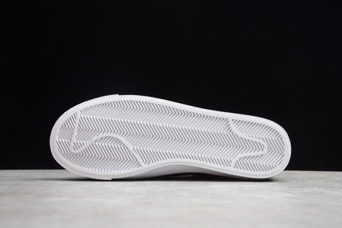 nike blazer mid cd8233-001