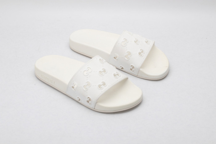 G*u*i* sandal11