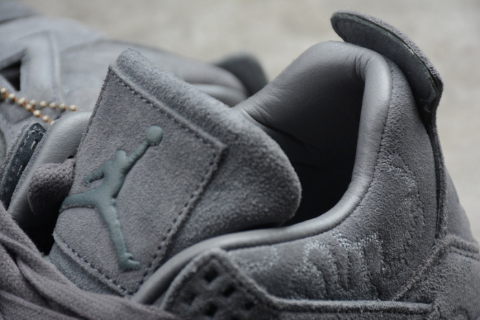 nike air jordan 4 retro kaws cool grey 930155 003