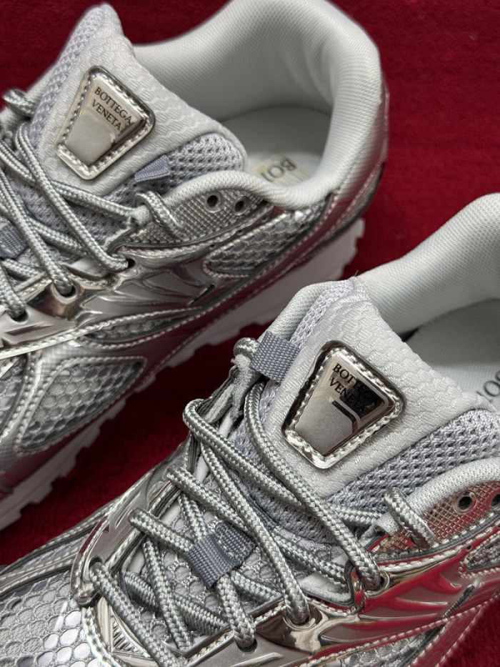 BOTTEGA VENETA SNEKAERS