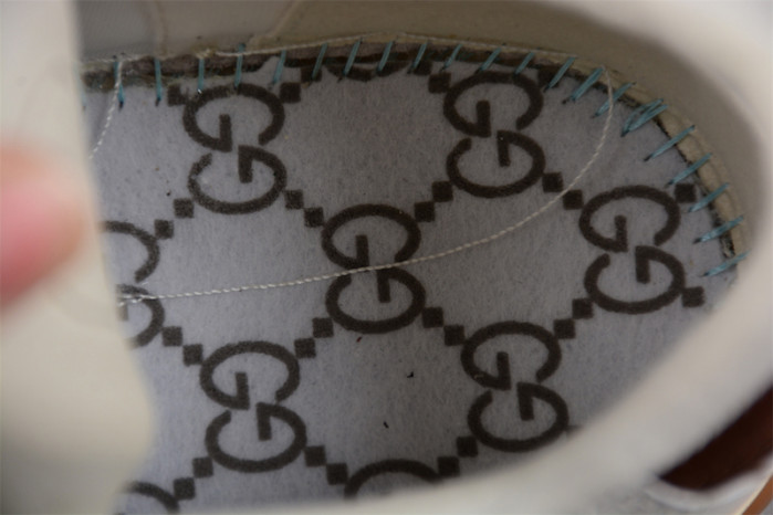 G*u*i* trainer sneaker 104