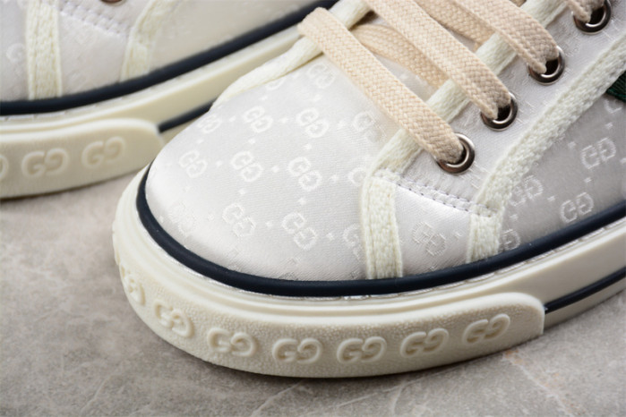 G*u*i* trainer sneaker 113