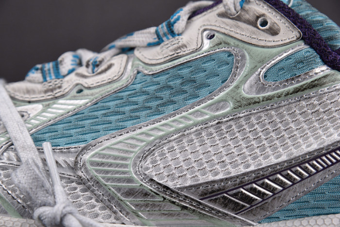 Ba*len*cia*ga phantom sneaker w3xl54095