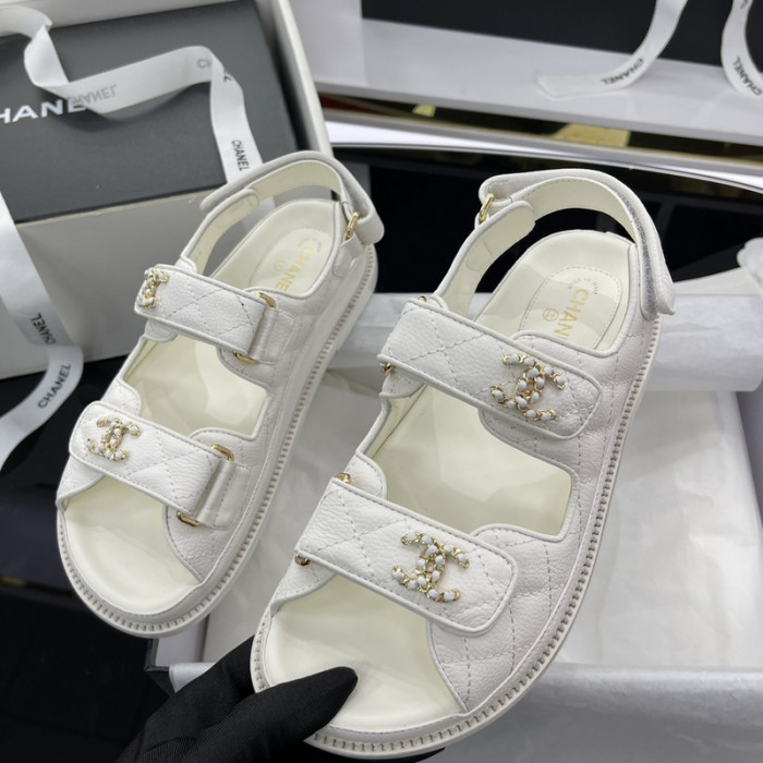 chane* sandal34