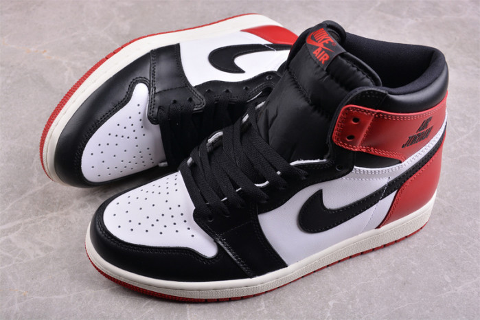 air jordan 1 high og “black toe reimagined” dz5485-106