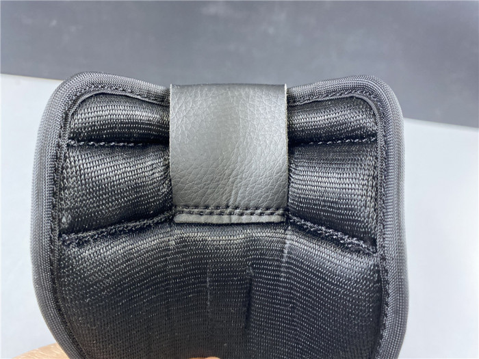 air jordan 1 high og game royal toe 555088-041