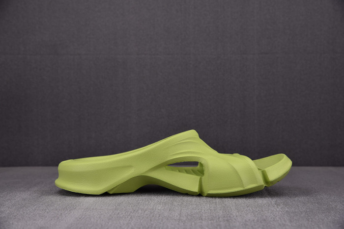 balenciag* sandal 12