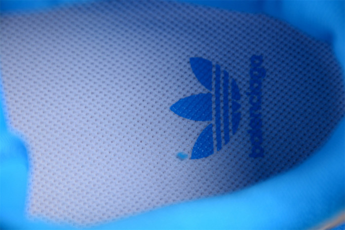 Ba*len*cia*ga track trainer 3.0 w1cz65012