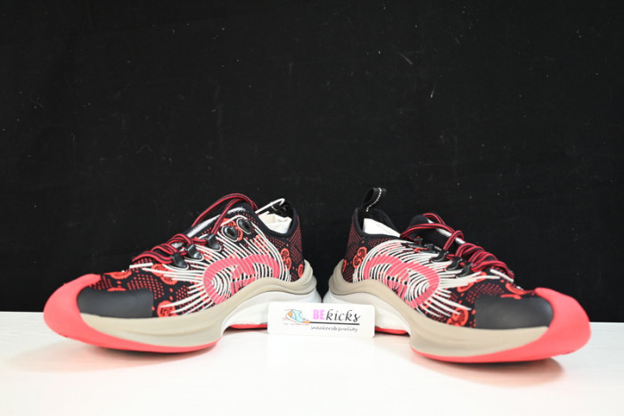 G*u*i* trainer sneaker usn10-8490