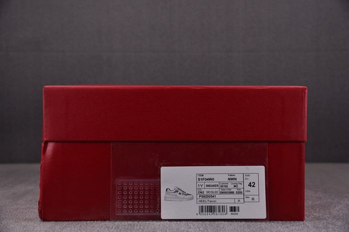 v*lentino garavani one stud sneakers m237034