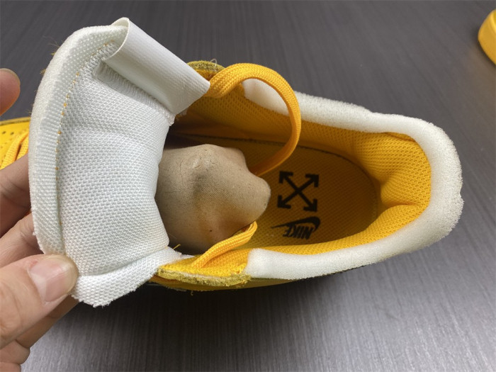 nike air force 1 low ofw university gold metallic silver dd1876-700