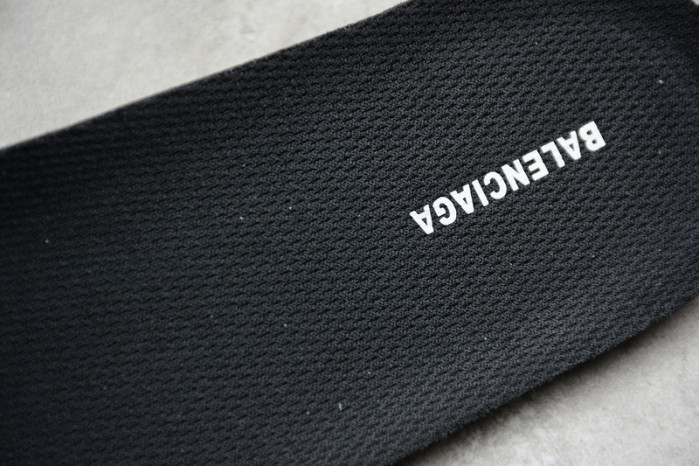 triples trainer clear sole sneakers 3000012