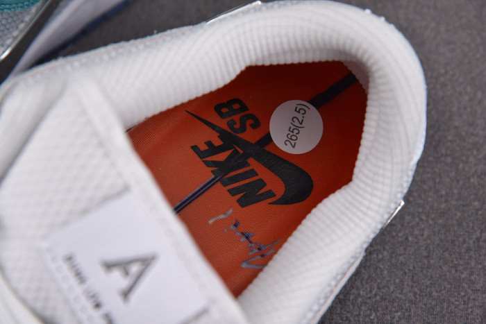 nike sb dunk low april skateboards fd2562-400