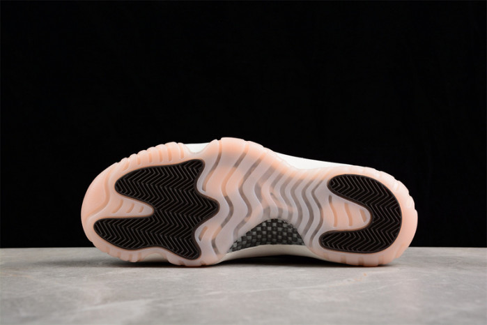 air jordan 11 wmns “neapolitan” ar0715-101