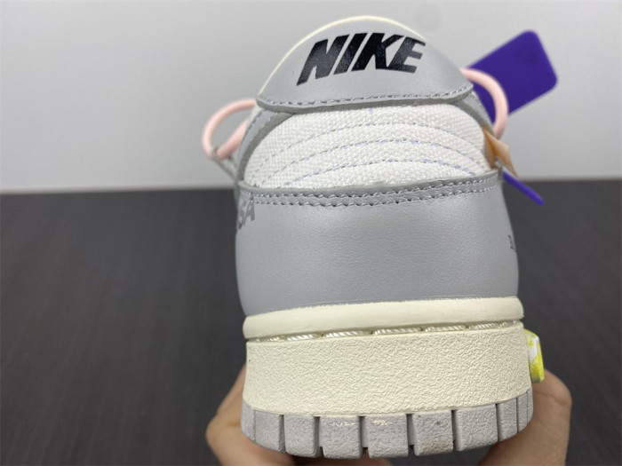 ofw x dunk low “24 of 50” dm1602-119