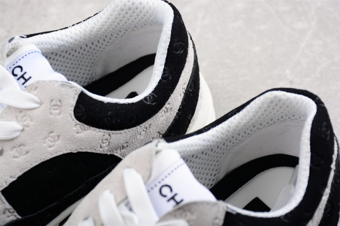 chane* snekaers c0000011