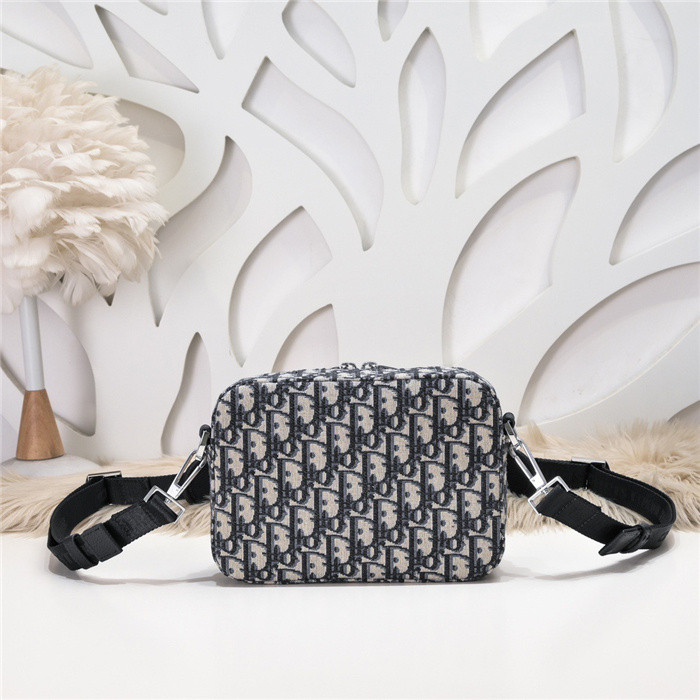 D*or SAFARI BAG d04 22 x 15 x 6 cm