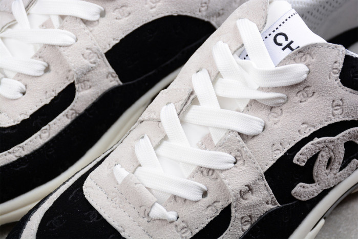 chane* snekaers c0000011