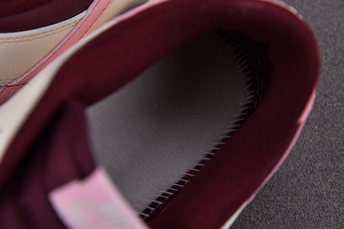 Nike Dunk Low Retro PRM Valentine