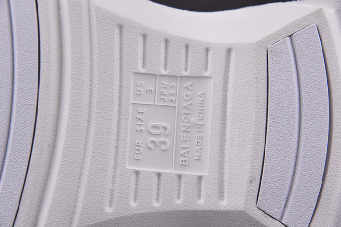 balenciag* sandal 13