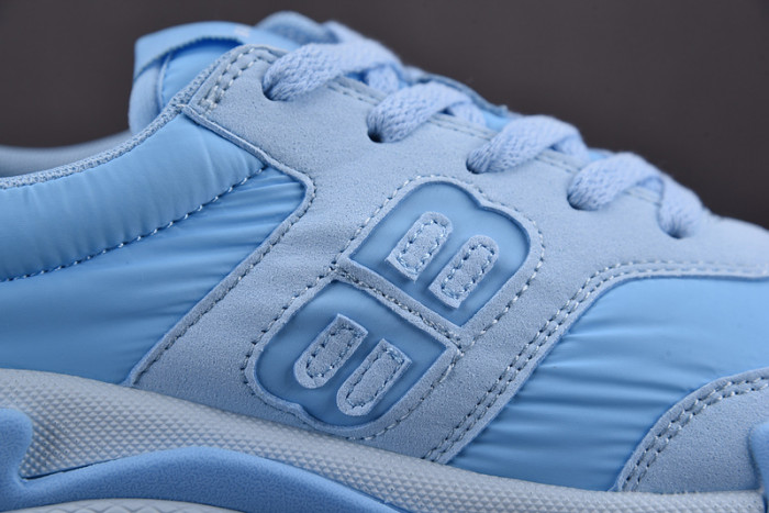 triples trainer sneakers 2000048