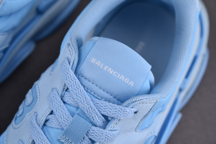 triples trainer sneakers 2000048