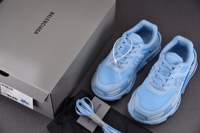 triples trainer sneakers 2000048