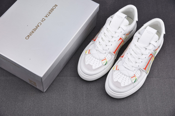 v*lentino garavani white vl7n sneakers m237001