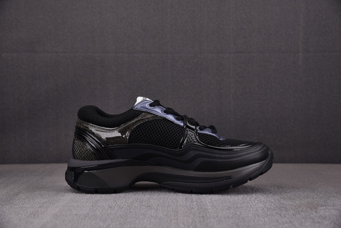 chane* snekaers c0000013