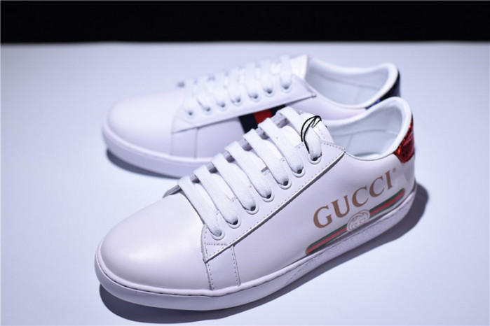 G*u*i ace embroidered low-top sneaker with logo