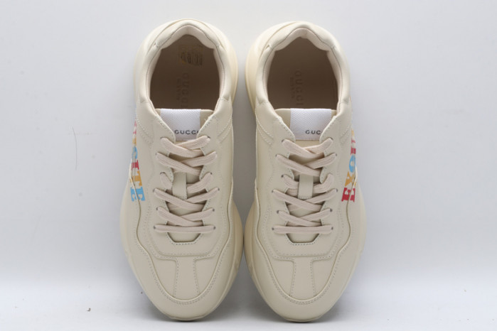 G*u*i* trainer sneaker 93