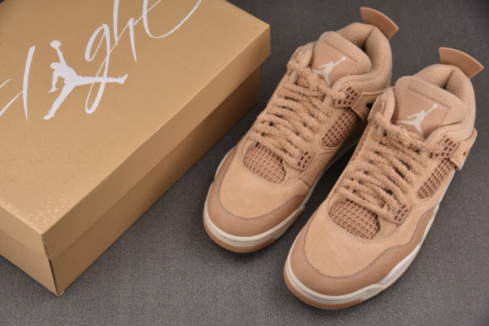 Air Jordan 4 Retro Cozy Girl (Women