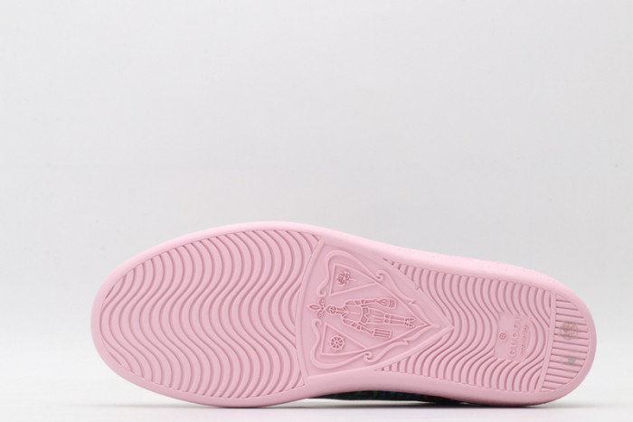 G*u*i* trainer sneaker48