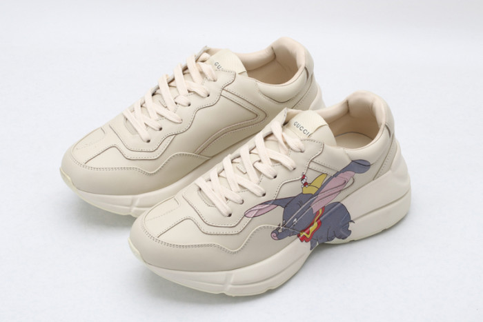 G*u*i* trainer sneaker11