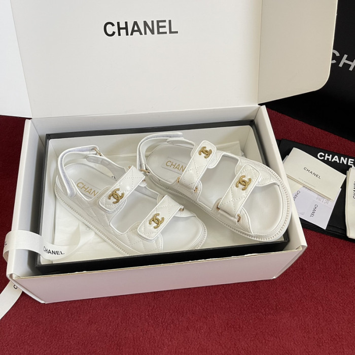 chane* sandal37
