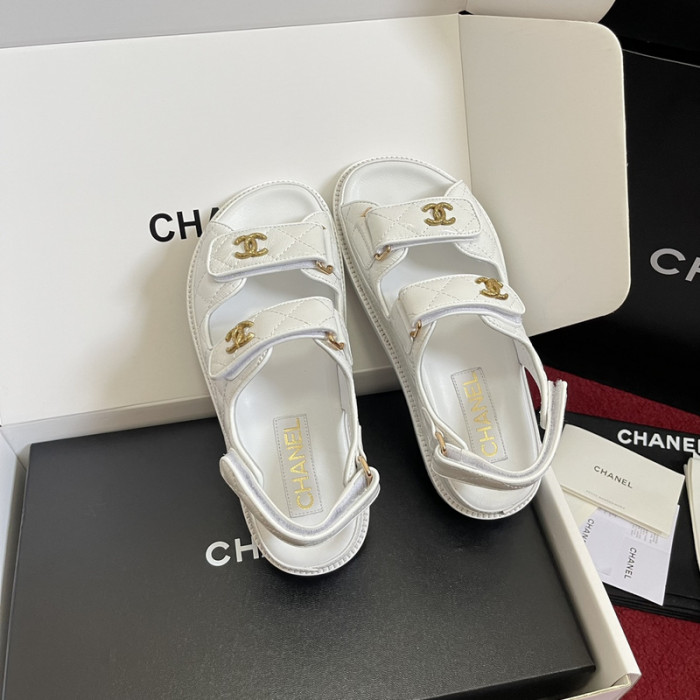chane* sandal37