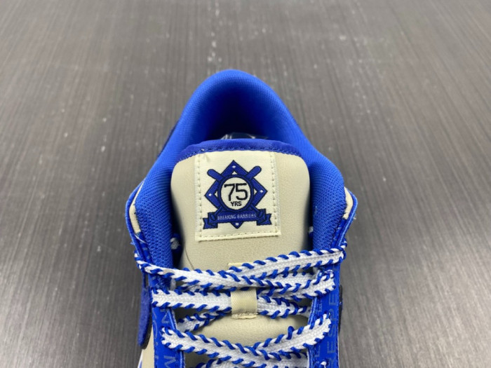 nike dunk low jackie robinson dv2122-400