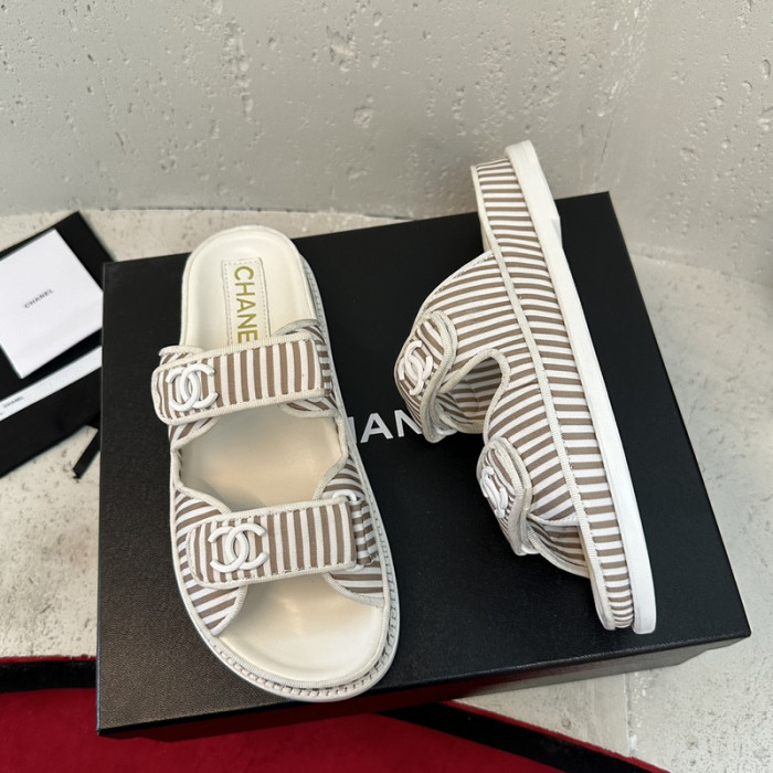 chane* sandal44