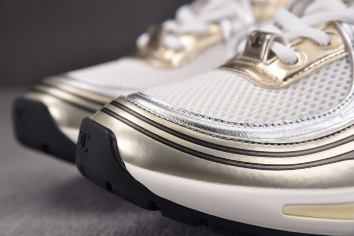 chane* snekaers c0000012