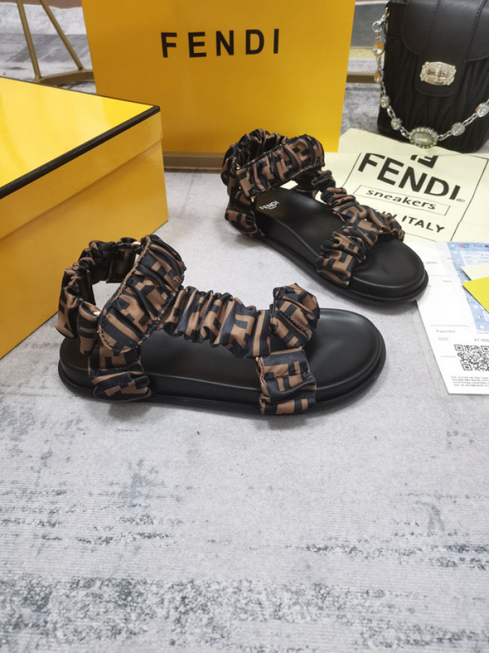 f*ndi sandal f01