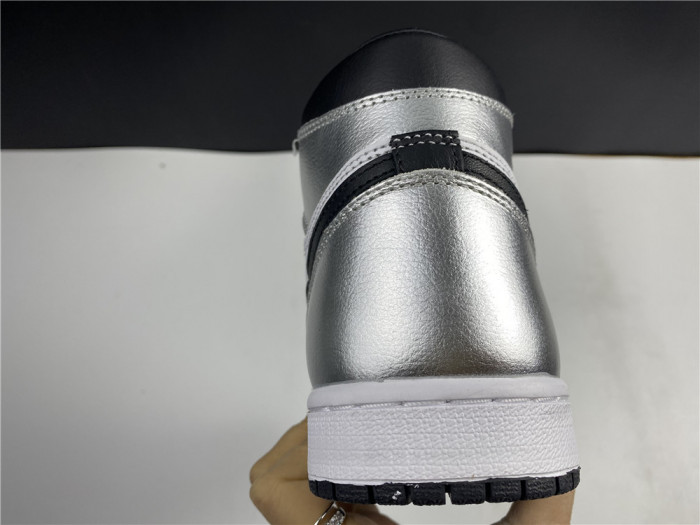 air jordan 1 silver toe cd0461-001