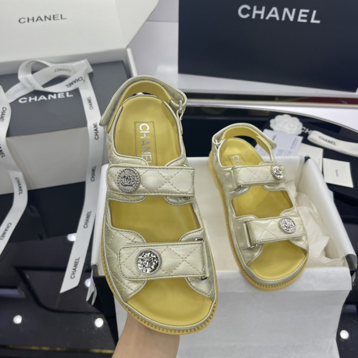 chane* sandal25