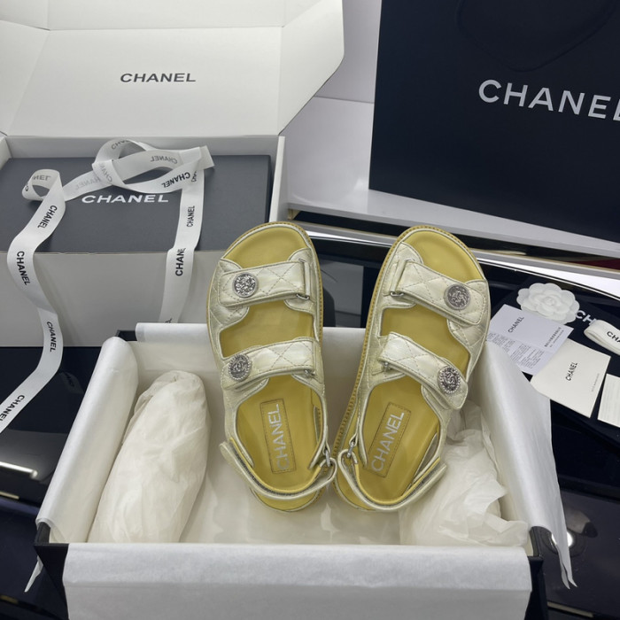 chane* sandal25