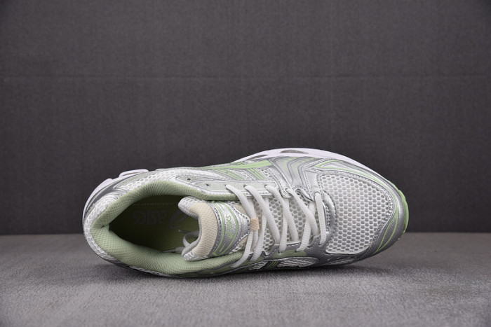 As*ic*s gel-kayano 14 white jade (women