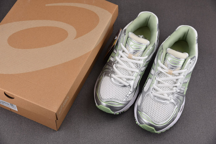 As*ic*s gel-kayano 14 white jade (women